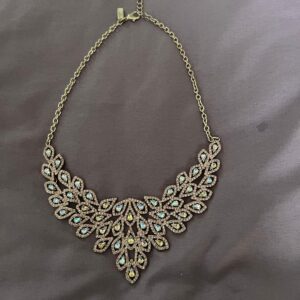 elegant trellis design diamond necklace